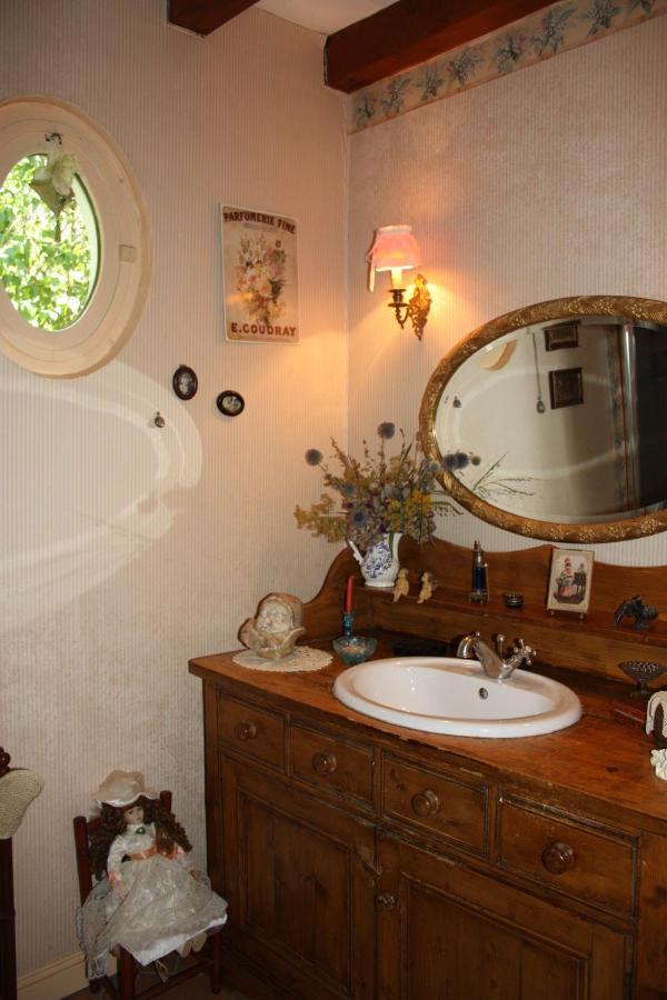Petite Maison Berrichonne Charost Екстериор снимка